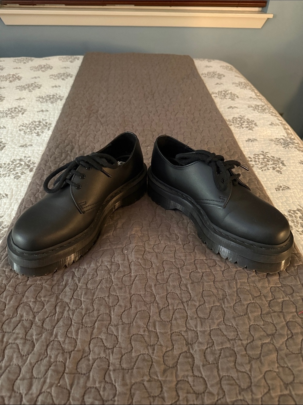 Dr. Martens Black Vegan Leather Platform Derby Oxfords NWOT - Picture 4 of 6